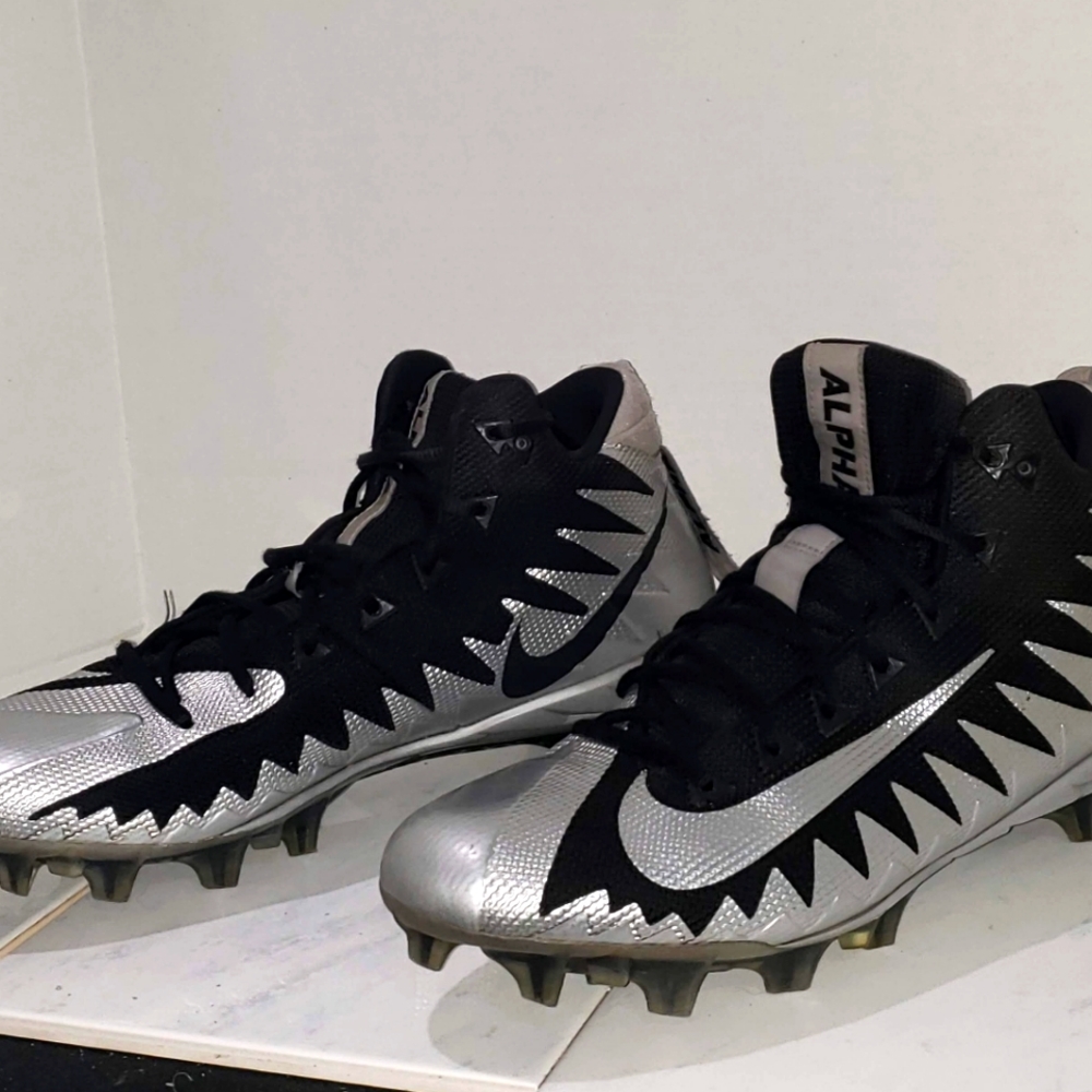 Nike Alpha Menace size 12